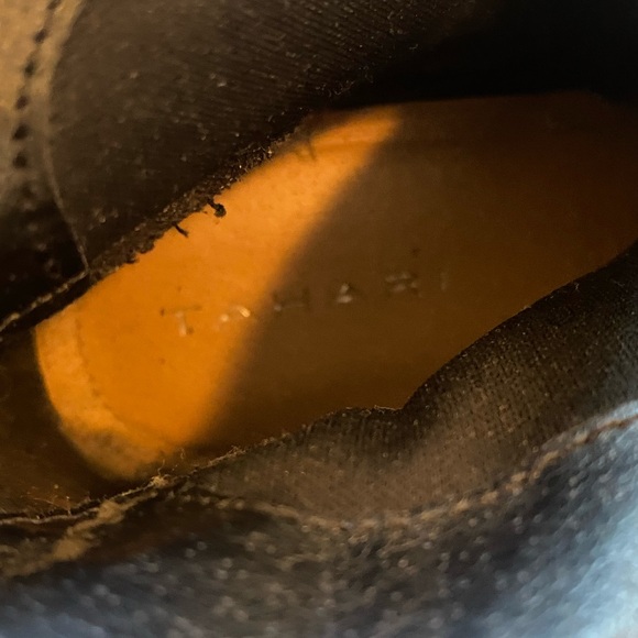 Tahari Charles black suede lace up ankle booties size 9 - Picture 9 of 9